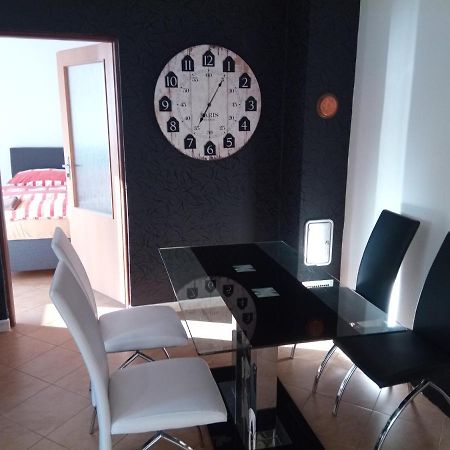 Apartman U Zlateho Krizku Velke Mezirici Ngoại thất bức ảnh