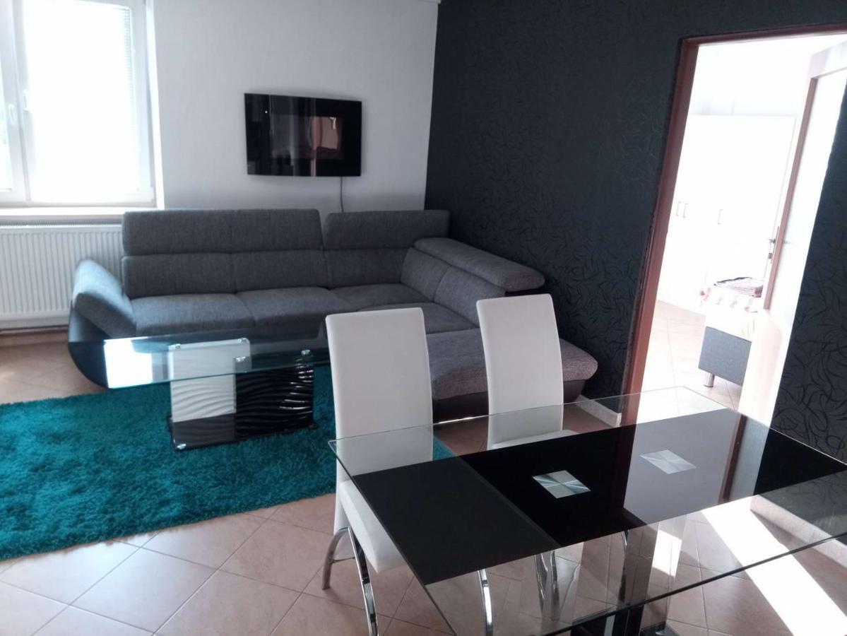 Apartman U Zlateho Krizku Velke Mezirici Ngoại thất bức ảnh